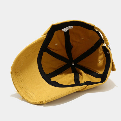 Gorra de béisbol de estilo retro deshilachada